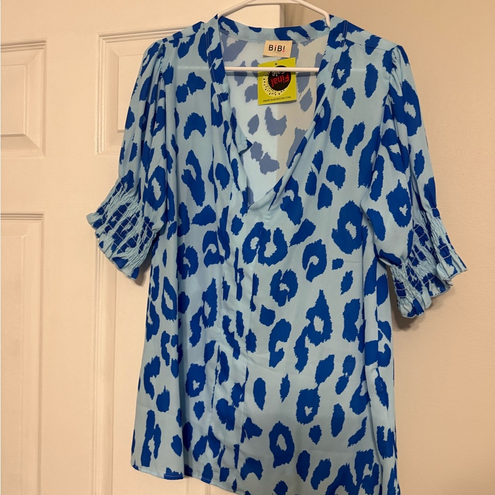 BiBi Sky Blue Leopard Print Blouse